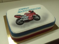 /album/fotogaleria-auto-moto/torta-s-motorkou-jpg/